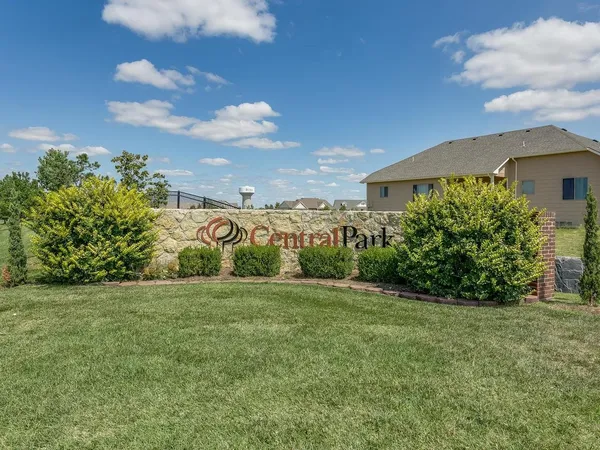 $265,990 | 5284 Cambridge Street, Bel Aire, KS 67226