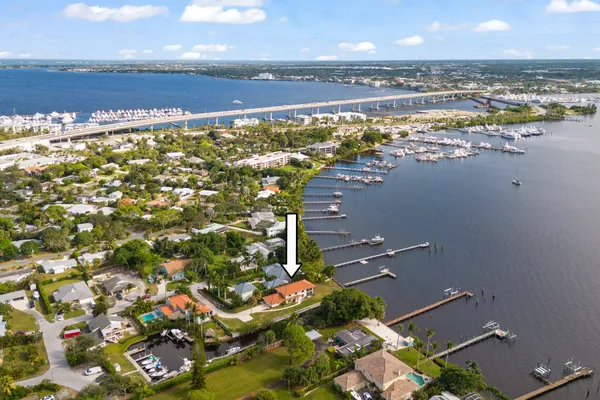 $2,199,900 | 911 Northwest Sunset Terrace, Stuart, FL 34994