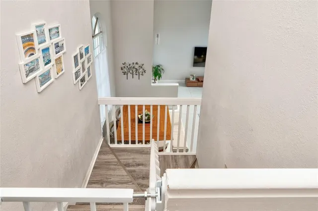 $719,000 | 621 Lakeshore Terrace, Davie, FL 33325