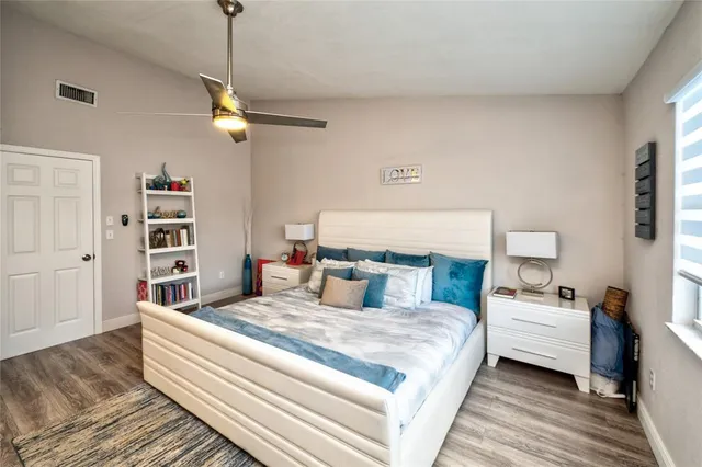 $719,000 | 621 Lakeshore Terrace, Davie, FL 33325