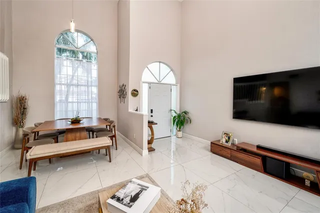 $719,000 | 621 Lakeshore Terrace, Davie, FL 33325