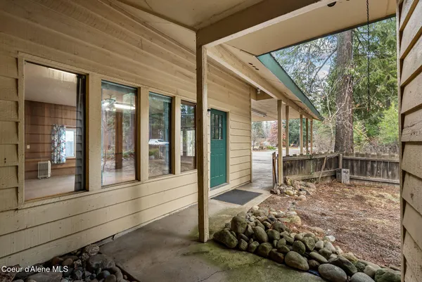 $399,000 | 430 1st Street, Priest River, ID 83856