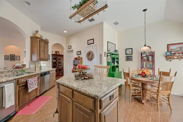 $374,900 | 11016 Castle Oak Lane, Fort Worth, TX 76108