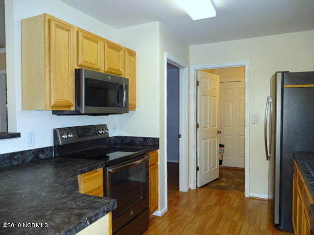 5007 Long Pointe Road Wilmington, NC 28409 - Photo 9 of 32 9