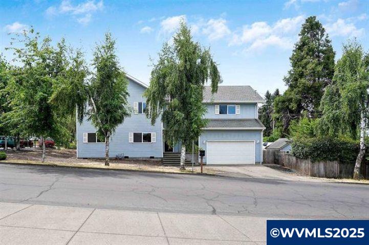 251 Fairview Street Silverton, OR 97381 - Photo 5 of 50
