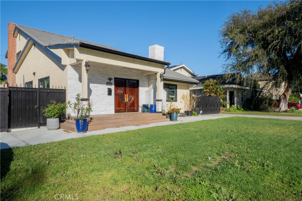 5339 East Greenmeadow Road Long Beach, CA 90808 - Photo 2 of 39