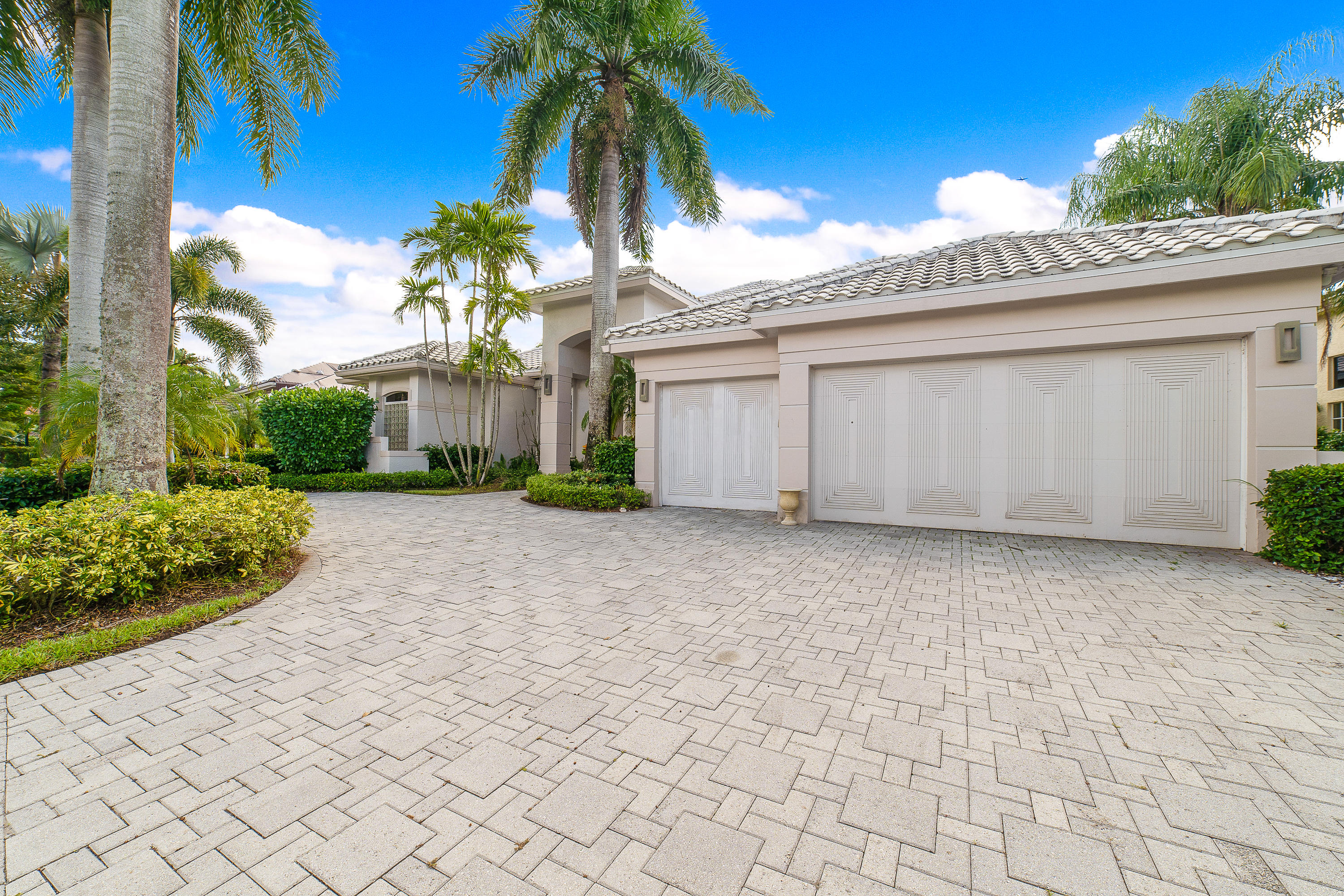 3222 NW 63 St (1)