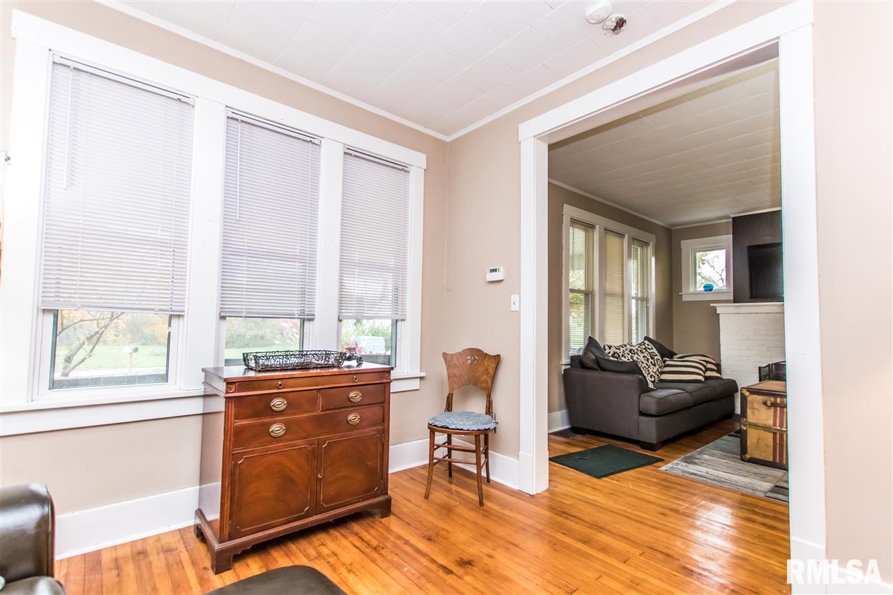 1015 Springfield Road East Peoria, IL 61611 - Photo 8 of 30 Gallery Image 8