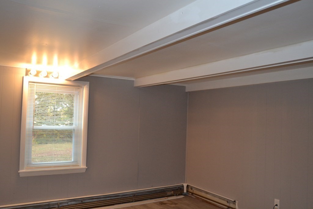 177 Gardner Road Hubbardston, MA 01452 - Photo 10 of 36 Gallery Image 10