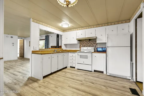 $60,000 | 408 West Pine Street, Unit 30, Union Gap, WA 98903