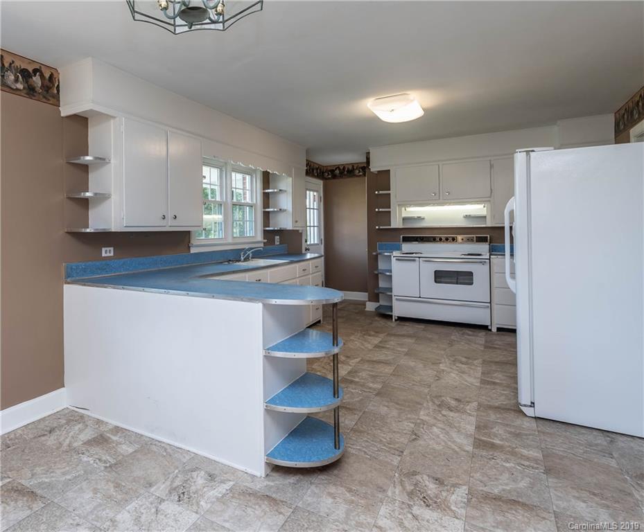 2705 Doc Pugh Road Connelly Springs, NC 28612 - Photo 23 of 40 Gallery Image 23