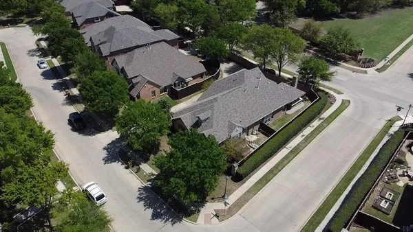 $639,999 | 15905 Buffalo Creek Drive, Frisco, TX 75035