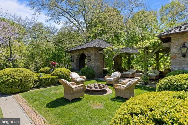 $6,750,000 | 1320 Huntsman Lane, Gladwyne, PA 19035