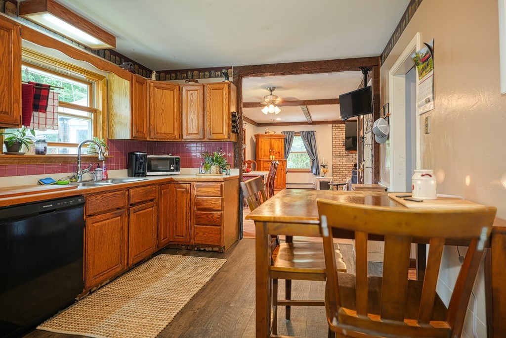 33 Esty Road Princeton, MA 01541 - Photo 18 of 41 Gallery Image 18