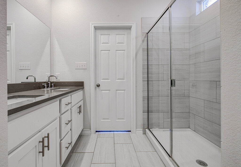 196 Pepperbark Loop Buda, TX 78610 - Photo 14 of 26