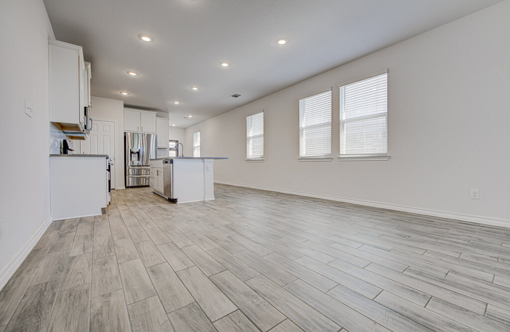 196 Pepperbark Loop Buda, TX 78610 - Photo 9 of 26