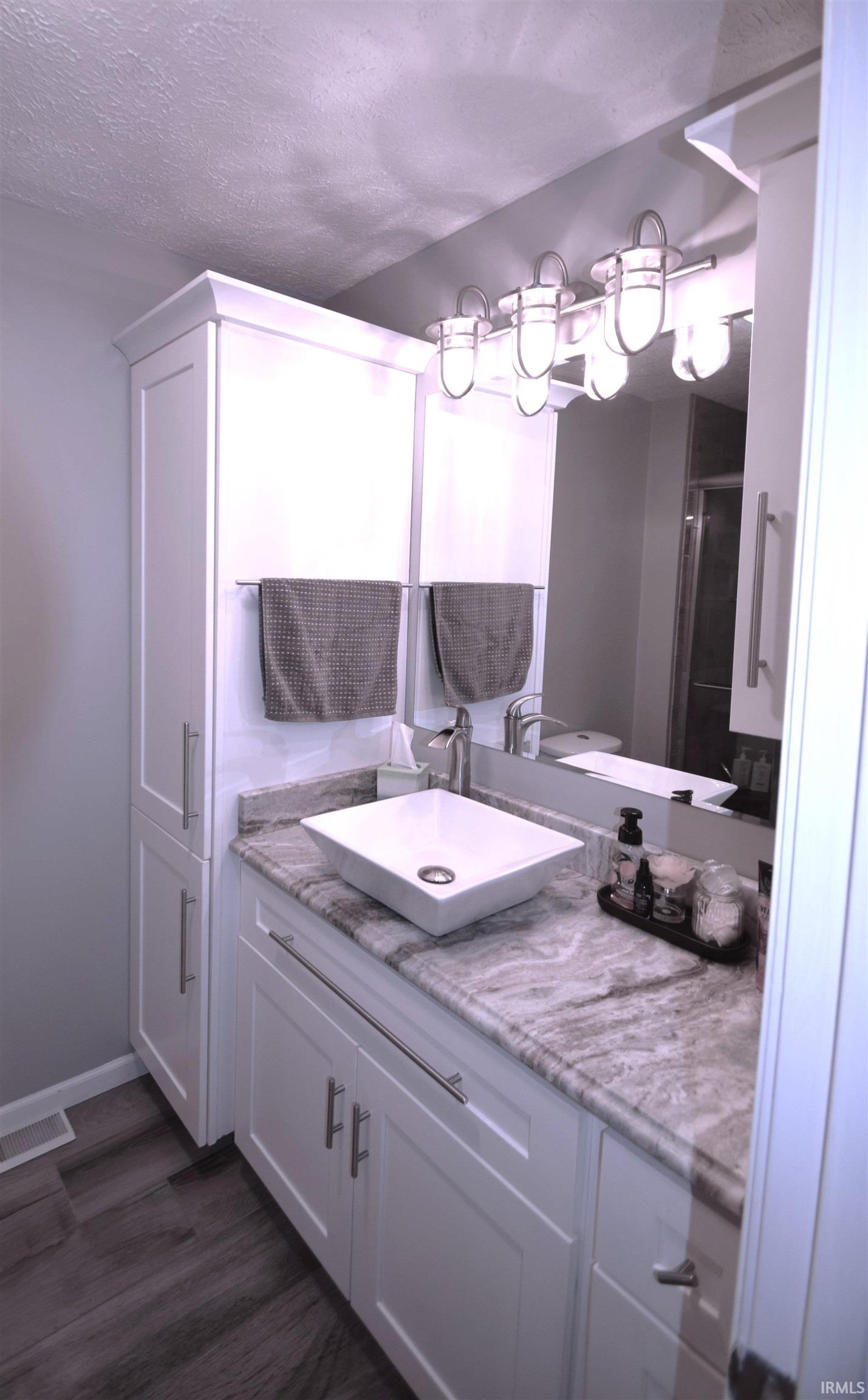 10035 North Turkey Creek Road, Unit 502 Syracuse, IN 46567 - Photo 12 of 30