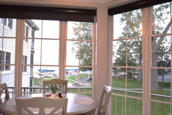 $474,500 | 10035 North Turkey Creek Road, Unit 502, Syracuse, IN 46567