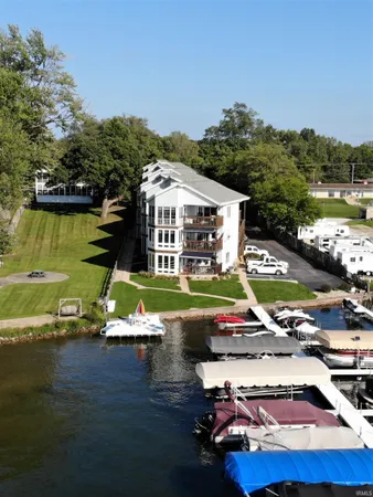 $474,500 | 10035 North Turkey Creek Road, Unit 502, Syracuse, IN 46567