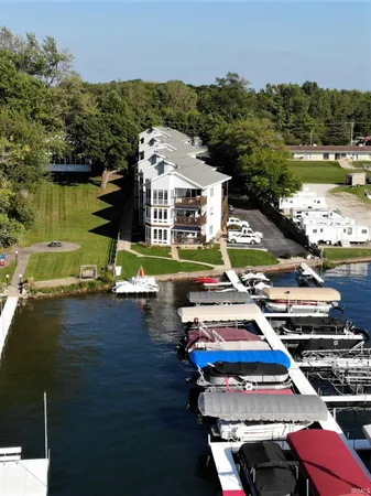 $474,500 | 10035 North Turkey Creek Road, Unit 502, Syracuse, IN 46567