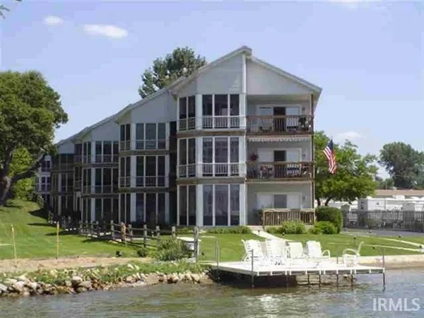 $474,500 | 10035 North Turkey Creek Road, Unit 502, Syracuse, IN 46567