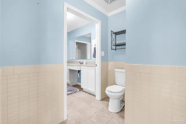 a picture of floor plan