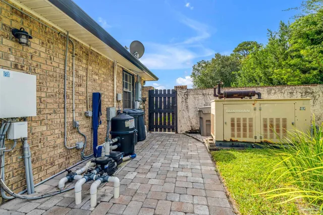 $550,000 | 6912 Kitty Hawk Drive, Pensacola, FL 32506