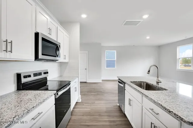 $403,090 | 6 East Belmont Drive, Unit LOT 14, Wilmington, NC 28411