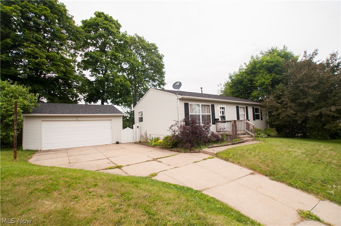 1501 Bronson Road Akron, OH 44305 - Photo 2 of 16 Gallery Image 2