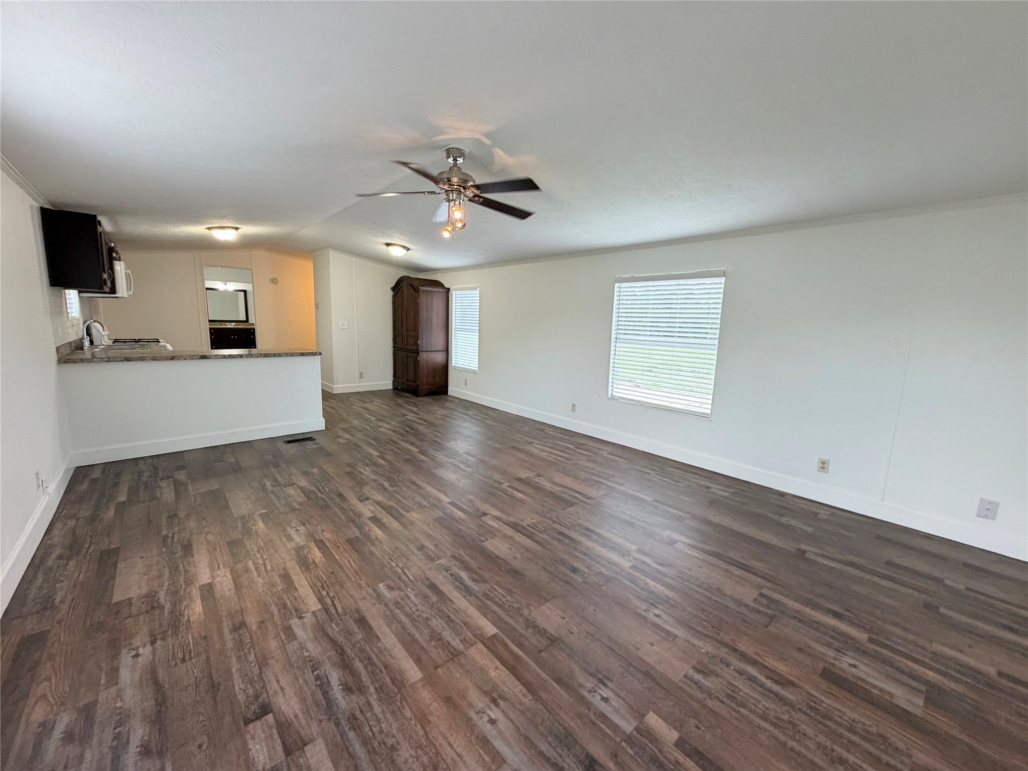 5323 North Redell Road Baytown, TX 77521 - Photo 1 of 16 Gallery Image 1