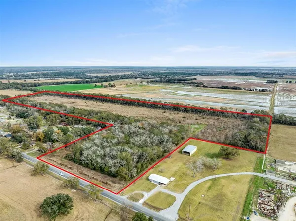 $189,900 | 5010 West Wilbert D Rochelle Avenue, Jennings, LA 70546