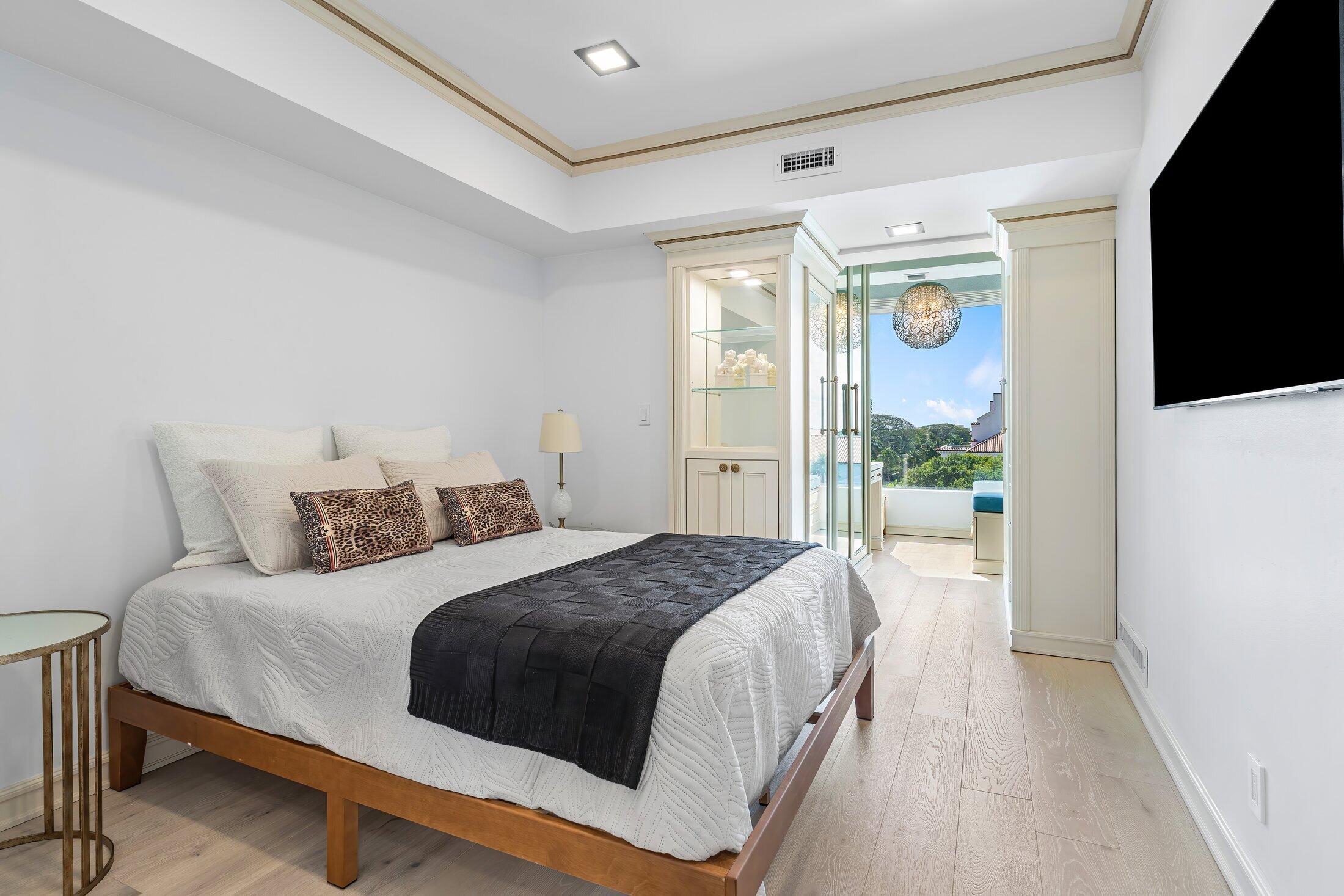 44 Cocoanut Row, Unit 526B Palm Beach, FL 33480 - Photo 12 of 33 029-44CocoanutRow-PalmBeach-FL-33480-SMA