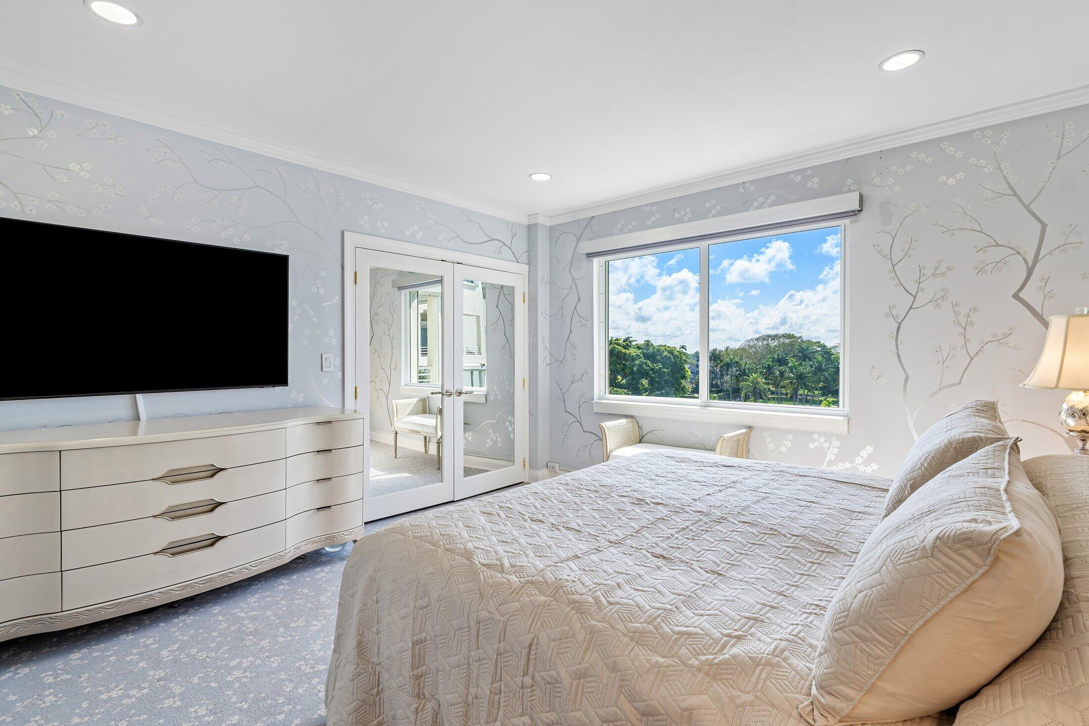 44 Cocoanut Row, Unit 526B Palm Beach, FL 33480 - Photo 7 of 33 022-44CocoanutRow-PalmBeach-FL-33480-SMA