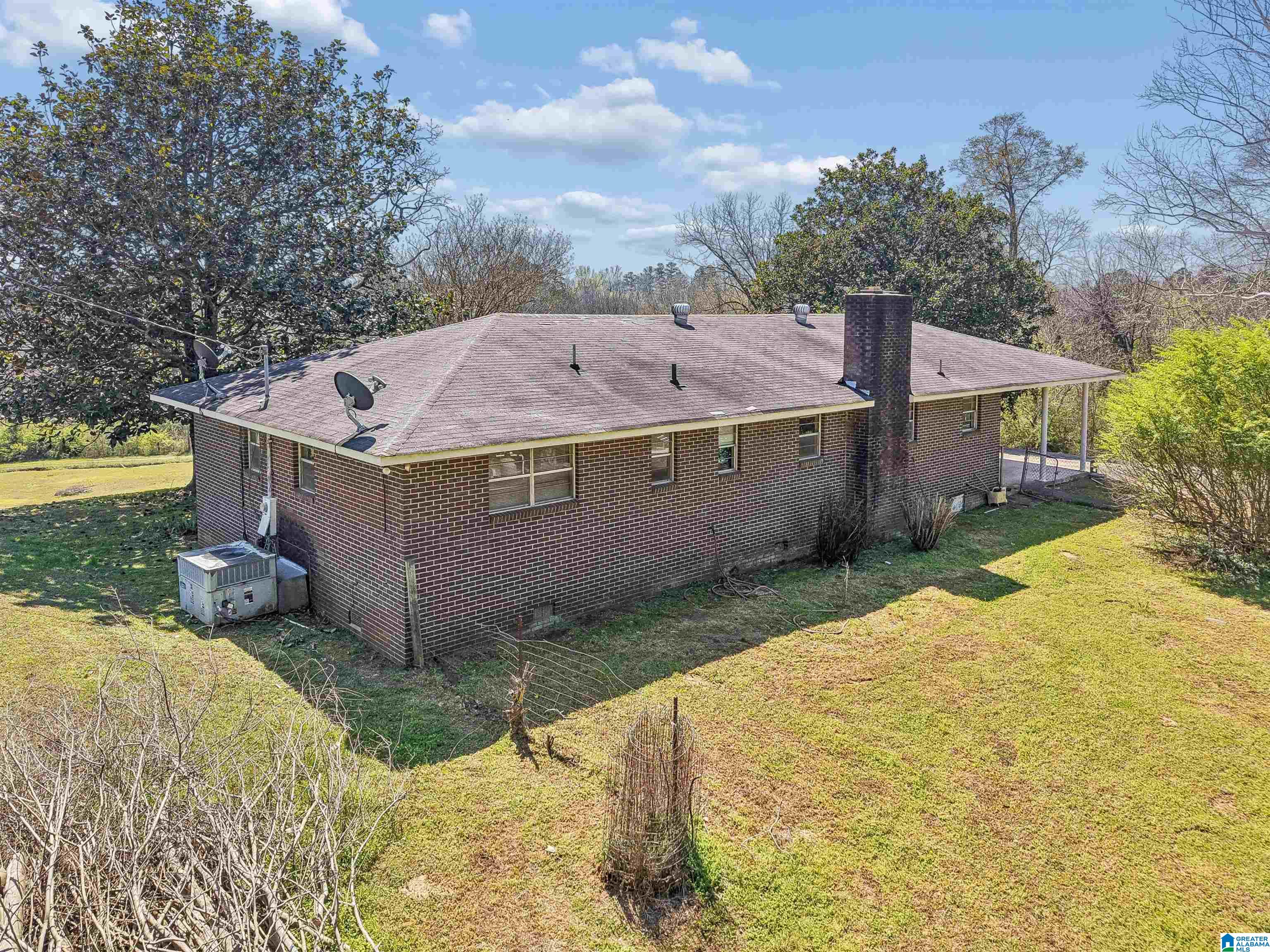 81 Clark Drive Ragland, AL 35131 - Photo 4 of 29
