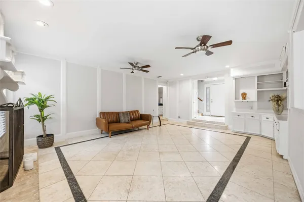 $425,000 | 410 Hamden Court, Katy, TX 77450