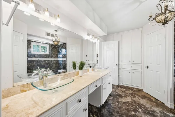 $425,000 | 410 Hamden Court, Katy, TX 77450