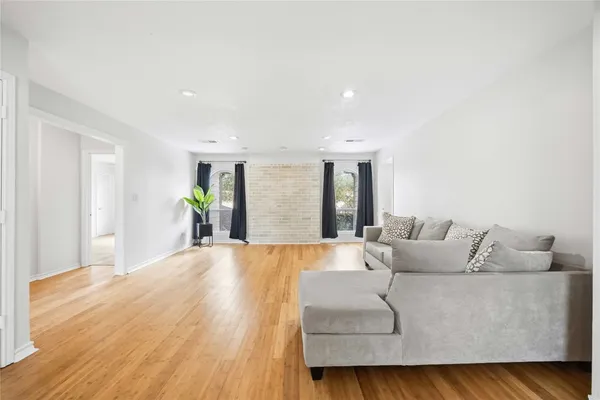 $425,000 | 410 Hamden Court, Katy, TX 77450