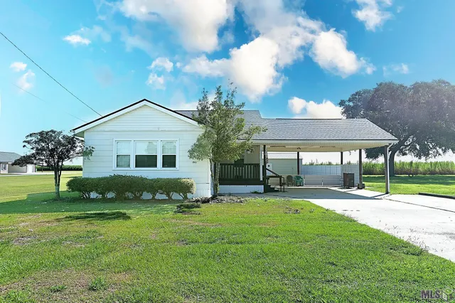 $247,000 | 3754 Highway 308, Napoleonville, LA 70390