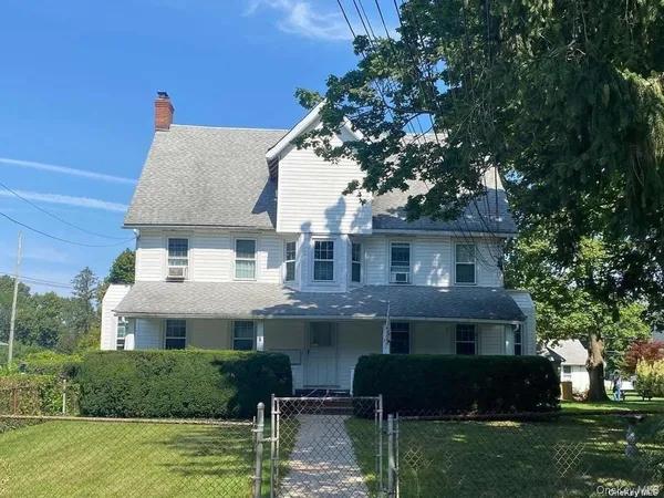 $2,100 | 245 Scudder Avenue, Northport, NY 11768