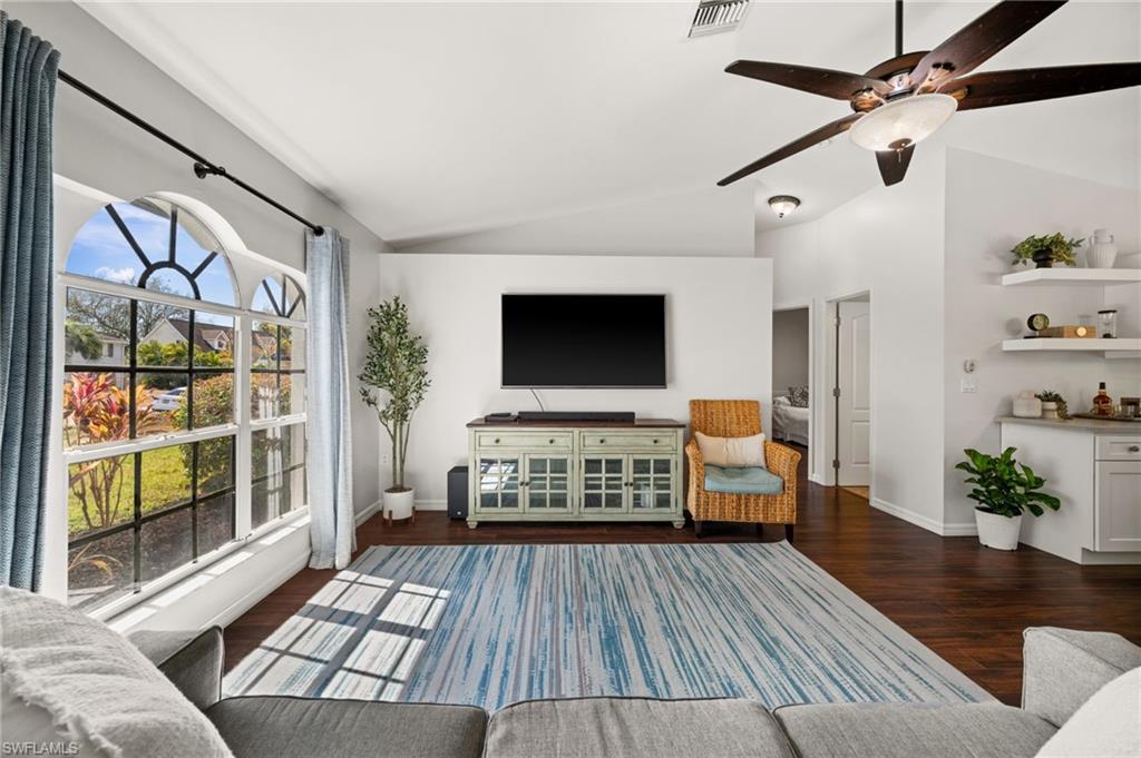 8137 Pelican Road Fort Myers, FL 33967 - Photo 9 of 32 Gallery Image 9