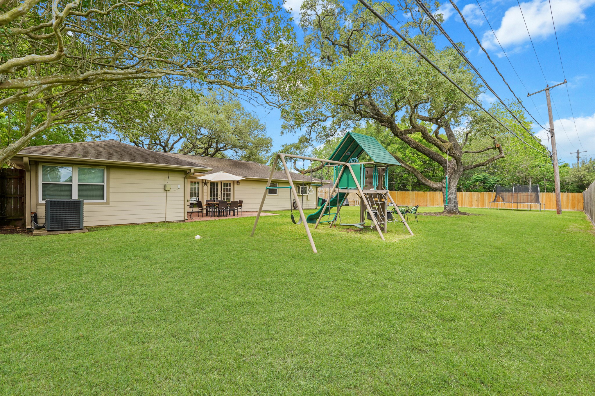 5242 Sanford Road Houston, TX 77035 - Photo 29 of 34 Spacious backyard with tons of options for pool, outdoor kitchen or casita. No back neighbors!