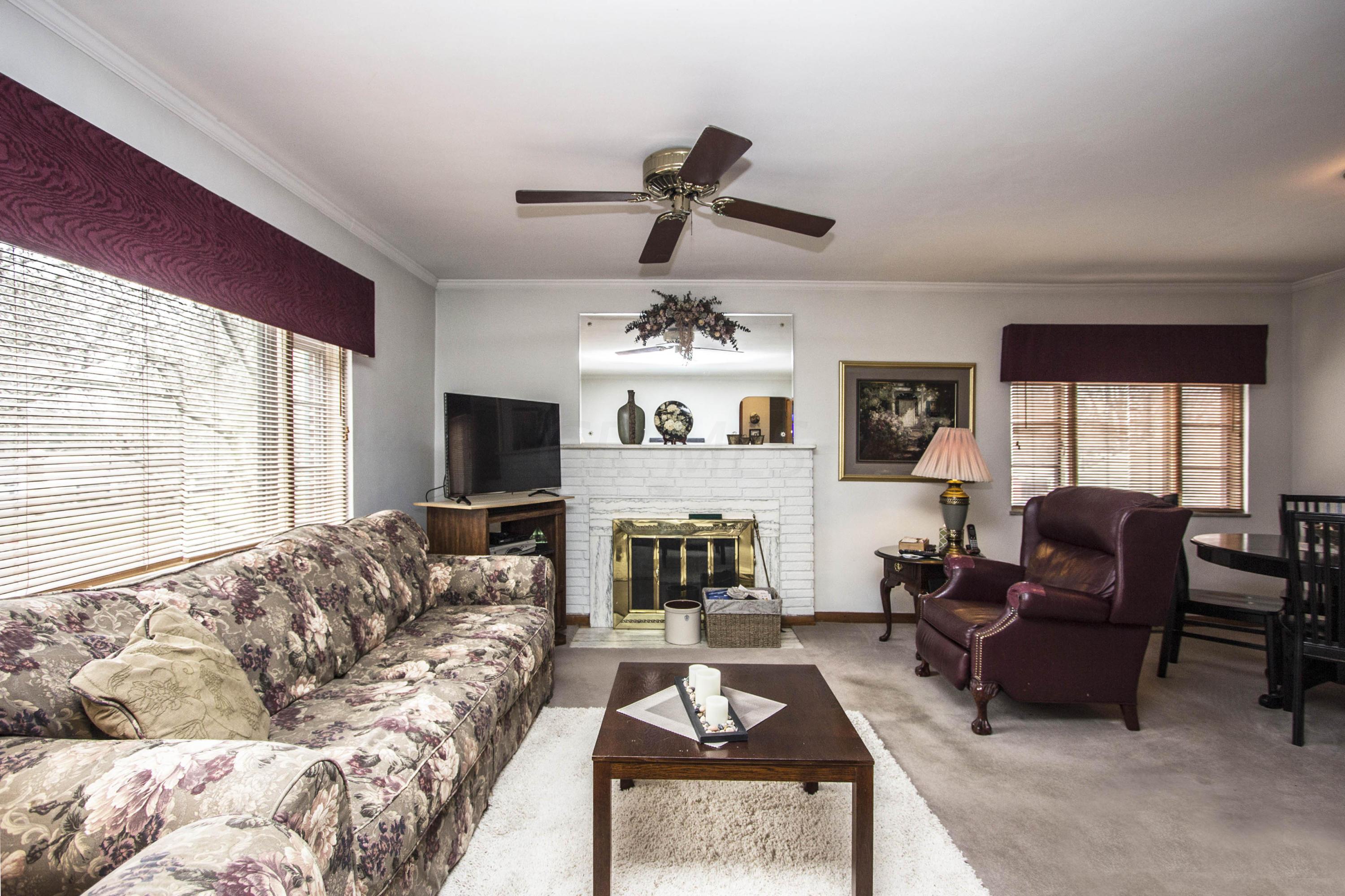 3201 Minerva Lake Road Columbus, OH 43231 - Photo 5 of 33 Gallery Image 5