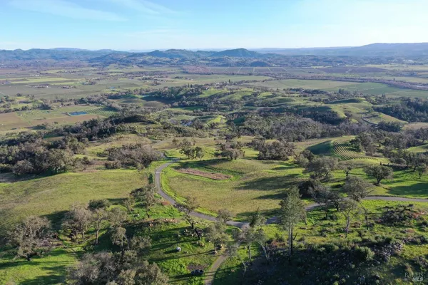 $2,195,000 | 577 Artisan Circle, Geyserville, CA 95441