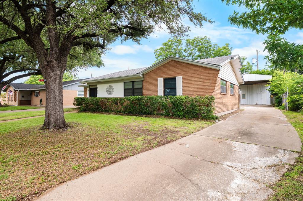 6300 Landmark Drive Waco, TX 76710 - Photo 2 of 29