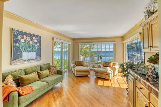 $2,100,000 | 919 North Shore Drive, Detroit Lakes, MN 56501