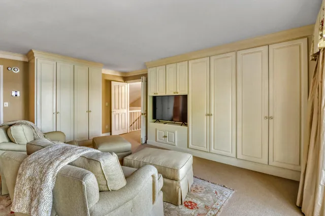 $2,100,000 | 919 North Shore Drive, Detroit Lakes, MN 56501