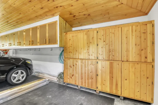 $2,100,000 | 919 North Shore Drive, Detroit Lakes, MN 56501