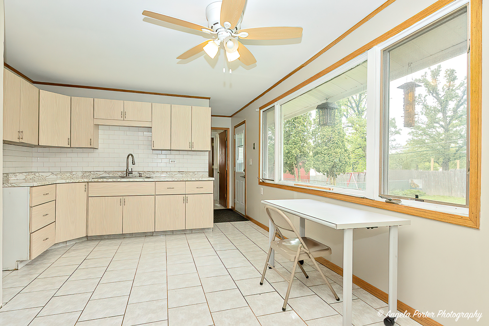 4 Timber Trail Streamwood, IL 60107 - Photo 6 of 27 Gallery Image 6