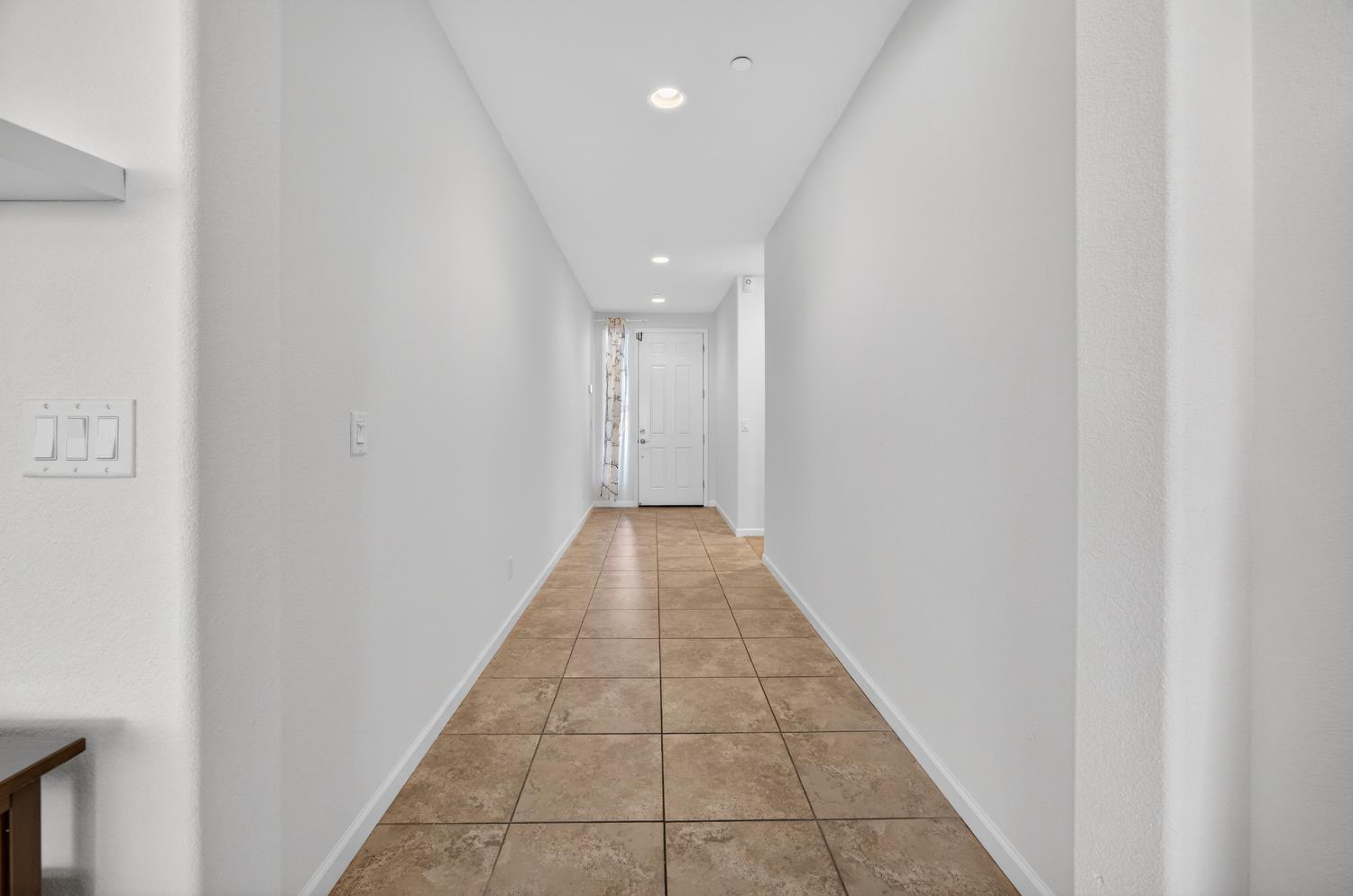 7620 Ferrell Way Elk Grove, CA 95757 - Photo 19 of 75