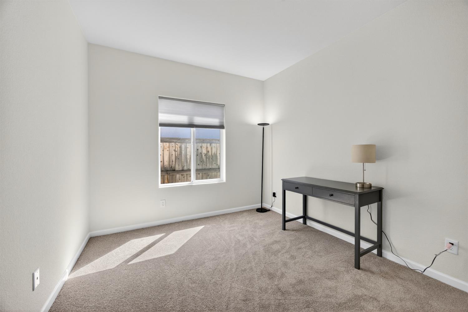 7620 Ferrell Way Elk Grove, CA 95757 - Photo 7 of 75